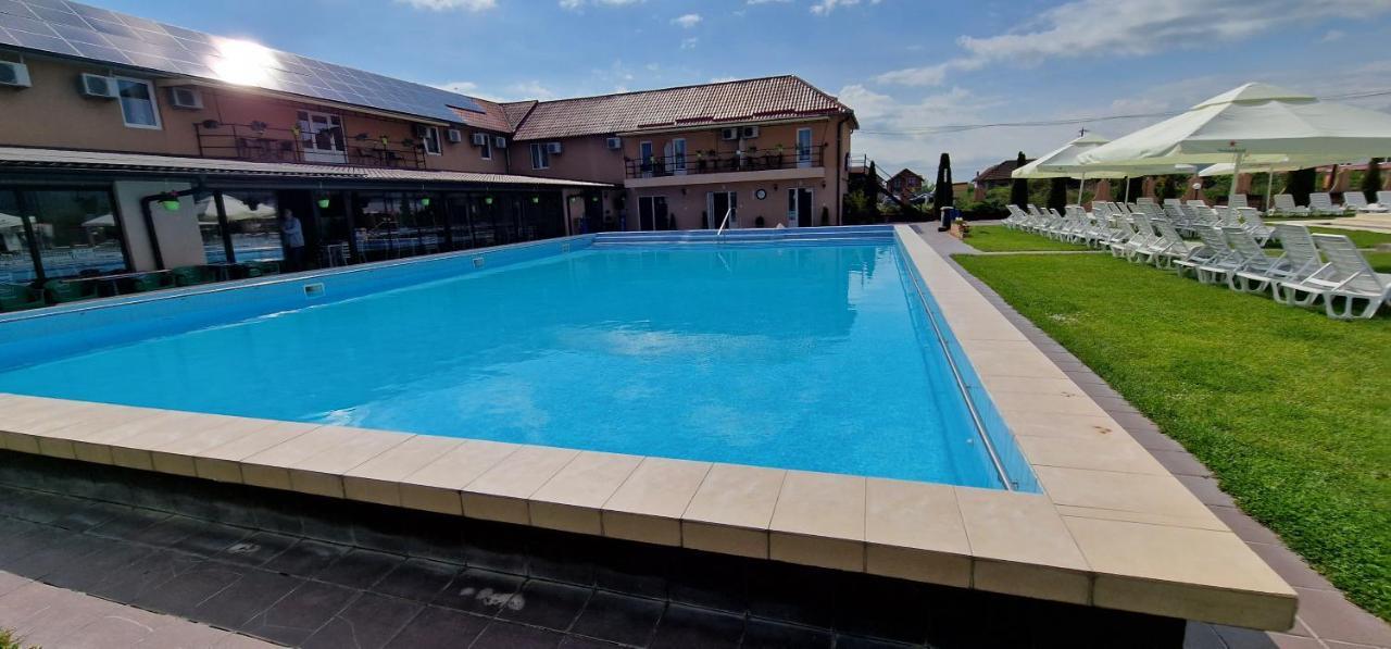 Motel Laguna Beius Ngoại thất bức ảnh